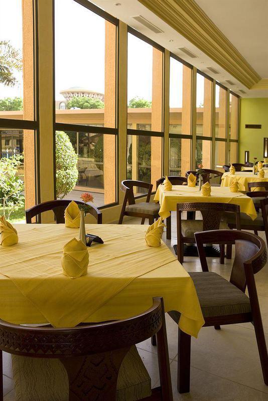 Azalai Hotel Independance 瓦加杜古 外观 照片